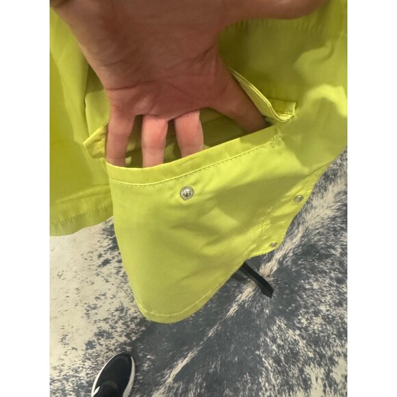 Talbots Womens Yellow Lime Greem Raincoat Jacket M Water-Resistant Lightweight - Picture 10 of 12